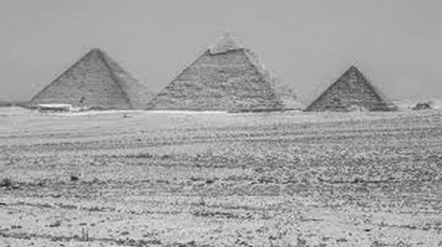 Arturo Ignacio Siso Sosa: Maravillas del mundo: Las pirámides de Giza